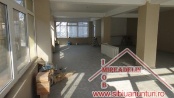 inchiriem-spatiu-comercial-central-115-mp
