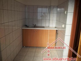 inchiriem-spatiu-comercial-pe-170-mp-ultracentral-5