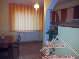 inchiriez-apartament-4-camere-la-casa-cartier-strand-7
