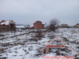 teren-intravilan-de-vanzare-3-parcele-loc-selimbar-2