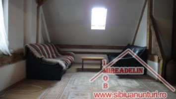 inchiriem-apartament-3-camere-la-casa-zona-centrala-9