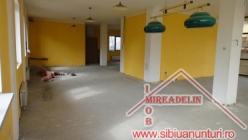 inchiriez-spatiu-comercial-150-mp-zona-ciresica-1