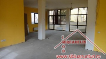 inchiriez-spatiu-comercial-150-mp-zona-ciresica-2