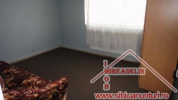 inchiriez-apartament-2-camere-zona-rahovei-3
