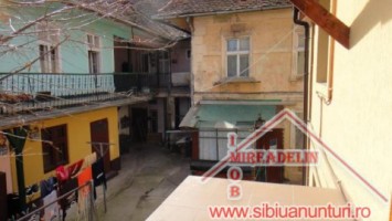 vand-casa-3-camere-pe-a-zona-ultracentrala-9
