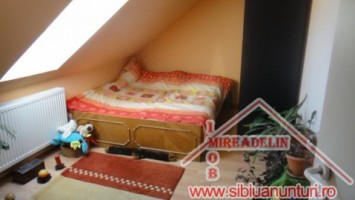 inchiriem-apart-la-mansarda-3-camere-zona-m-viteazu-4