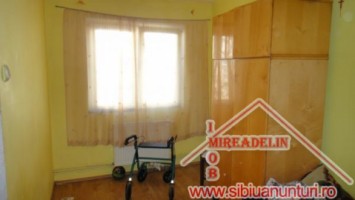 vand-apartament-2-camere-a-cartierul-tiglari-3