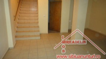 inchiriez-spatii-birou-940-mp-zona-piata-cluj-2