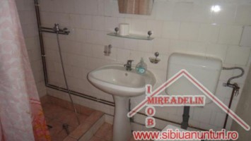 inchiriem-spatiu-depozit-332-mp-calea-surii-mici-9
