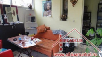 vand-casa-deosebita-zona-calea-dumbravii-4