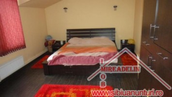 vand-casa-deosebita-zona-calea-dumbravii-12