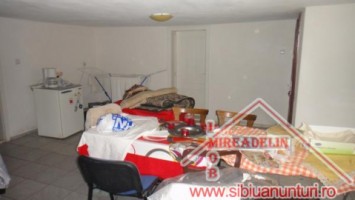 vand-apartament-la-casa-5-cam-dp-cartier-lazaret-9
