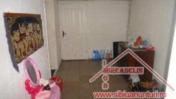vand-apartament-la-casa-5-cam-dp-cartier-lazaret-14