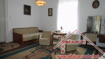 vand-casa-dp-singur-in-curte-a-zona-centrala