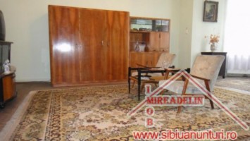 vand-casa-dp-singur-in-curte-a-zona-centrala-4