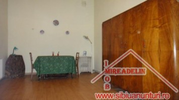 vand-casa-dp-singur-in-curte-a-zona-centrala-7