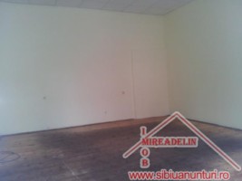 inchiriez-spatiu-comercial-50-mp-zona-ultracentrala-2
