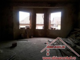 vand-casa-la-rosu-dp-zona-turnisor-2