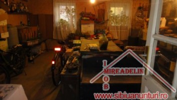 oferta-casa-de-vanzare-pe-274-mp-zona-lupeni-8