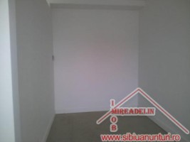 inchiriez-spatiu-comercial-200-mp-zona-centrala-1