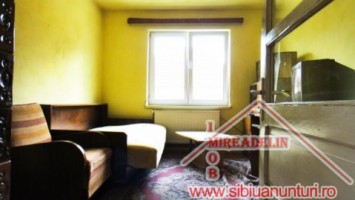 inchiriez-casa-dp-singur-in-curte-zona-gara-mica-1