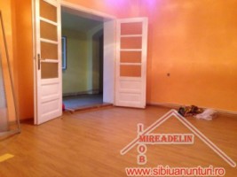 inchiriem-casa-2-camere-piata-cluj-1