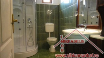 inchiriez-vila-pe-zona-strand-11
