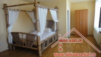 inchiriez-vila-pe-zona-strand-12