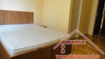 inchiriez-vila-pe-zona-strand-14