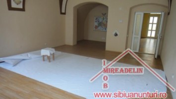 inchiriez-spatiu-birouri-55-mp-ultracentral-1