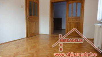 inchiriez-vila-dpe-zona-calea-dumbravii-7