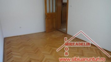 inchiriez-vila-dpe-zona-calea-dumbravii-9