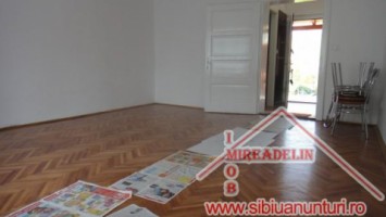 inchiriez-casa-pm-zona-compa-2