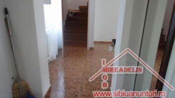 inchiriez-casa-pm-zona-compa-3