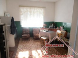 vand-casa-dp-spatiu-comercial-loc-turnu-rosu-5