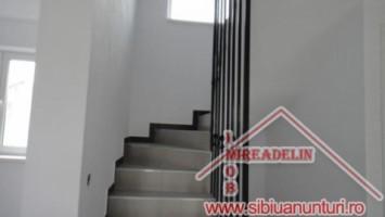 inchiriez-duplex-3-camere-pm-la-casa-singur-in-curte-cartier-tineretului-9