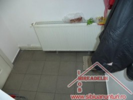 inchiriez-spatiu-comercial-40-mp-mihai-viteazu-3