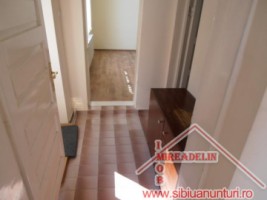 inchiriez-casa-4-camere-singur-in-curte-cartier-tiglari-3