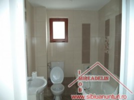 inchiriez-casa-zona-parcul-sub-arini-6