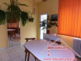 inchiriez-casa-6-camere-singur-in-curte-zona-piata-cluj-4
