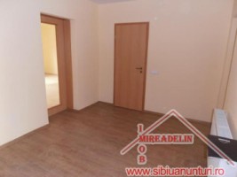 inchiriez-casa-dp-6-camere-singur-in-curte-zona-turnisor-8