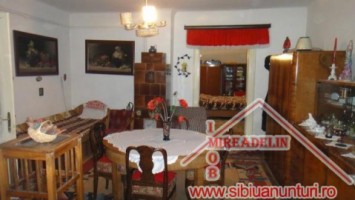 vand-casa-2-camere-90-mp-central-2