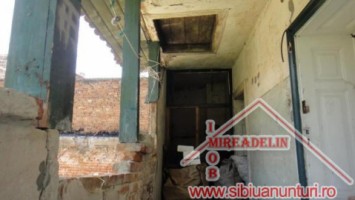 vand-casa-ultracentral-1