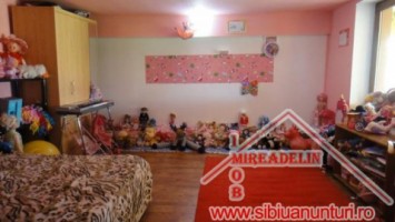 vand-casa-7-camere-piata-cluj-6