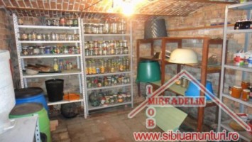vand-casa-7-camere-piata-cluj-12