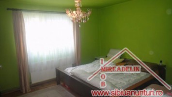 vand-casa-strada-caramidariei-1