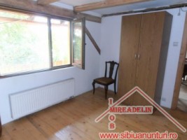 inchiriez-casa-pe-3-camere-strada-morilor-1
