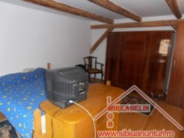 inchiriez-casa-pe-3-camere-strada-morilor-2