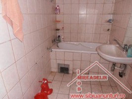 inchiriez-casa-pe-3-camere-strada-morilor-6
