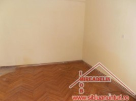 inchiriez-casa-3-camere-zona-centrala-3